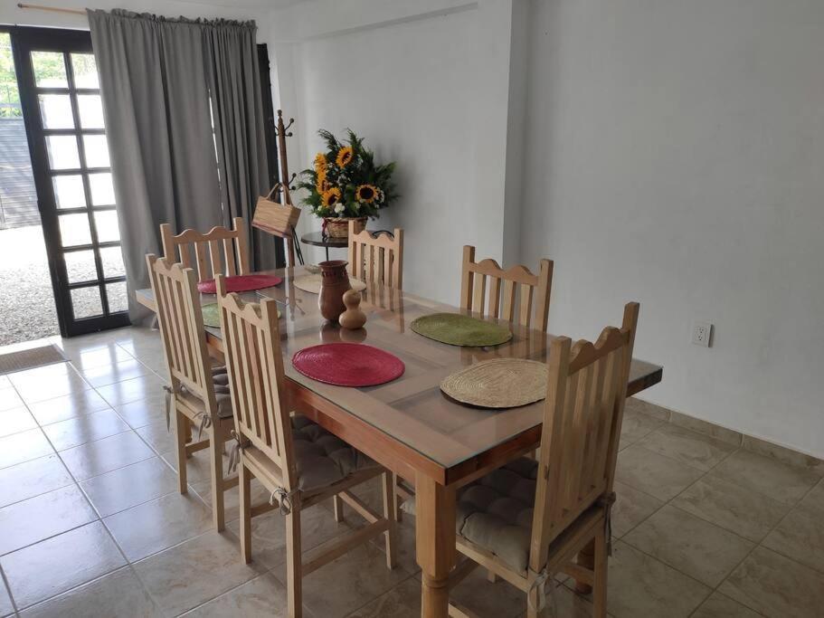 Casa Mango amplia con alberca y cerca de la Media Luna !!! Río Verde Exterior foto